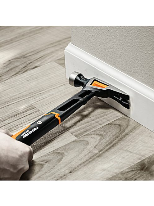 Fiskars PRO IsoCore™ befejező kalapács M (1020213)