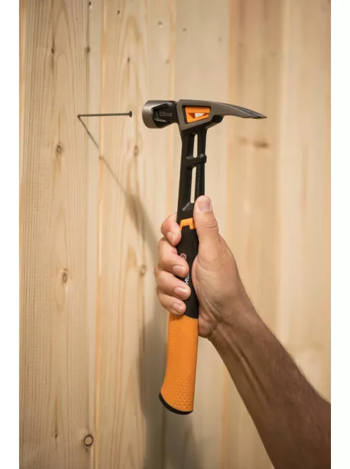 Fiskars PRO IsoCore™ általános kalapács L (1020214)