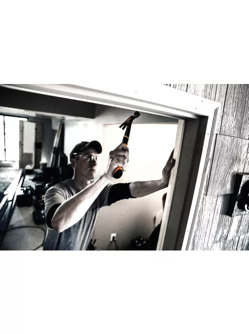 Fiskars PRO IsoCore™ általános kalapács L (1020214)