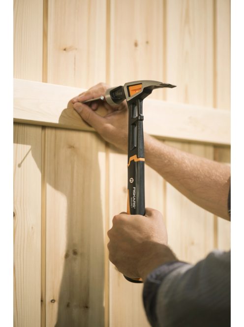 Fiskars PRO IsoCore™ általános kalapács XL (1020215)