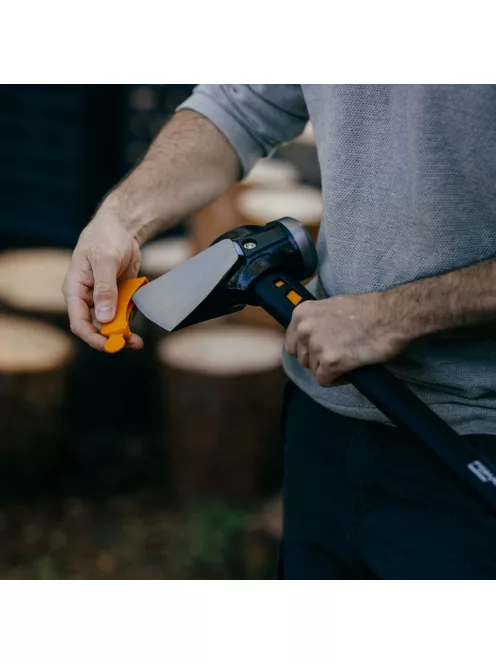 Fiskars PRO IsoCore™ építőipari fejsze, XXL, 3,5 kg (1020220)