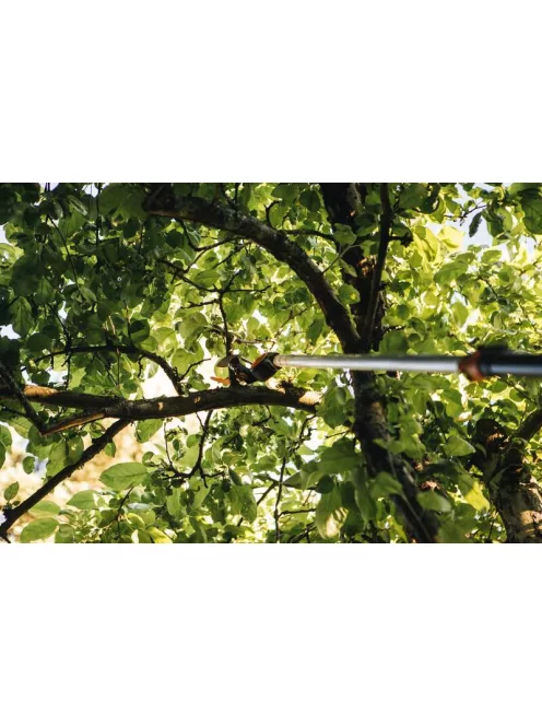 Fiskars PowerGearX™ UPX82 magassági ágvágó (nem teleszkópos), bypass - 25 év garanciával