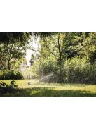 Fiskars Impulzusos esőztető, fémből, kerekekkel (1023656)