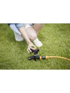 Fiskars Impulzusos esőztető, fémből, kerekekkel (1023656)