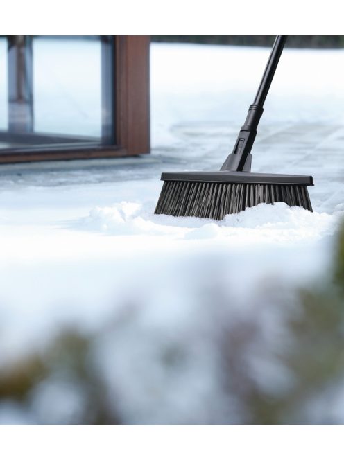 Fiskars Solid™ univerzális kültéri seprű fej (M) (1025930)