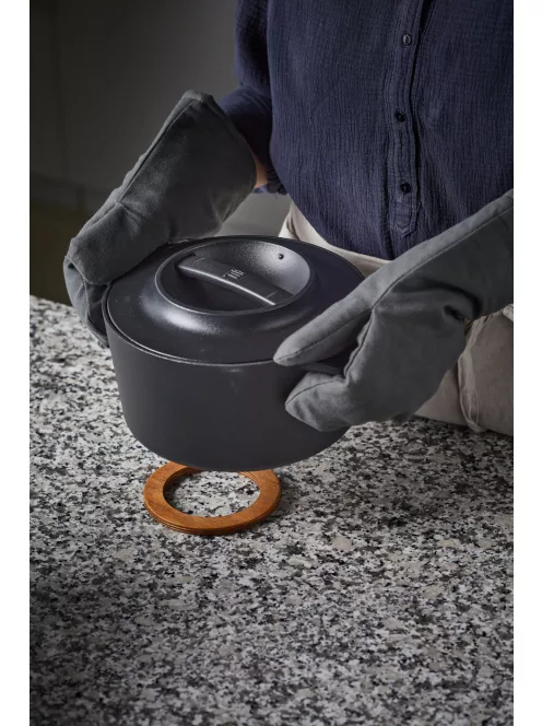 Fiskars Norden™ öntöttvas edény (casserole), ovális, 5 L - 25 év garanciával