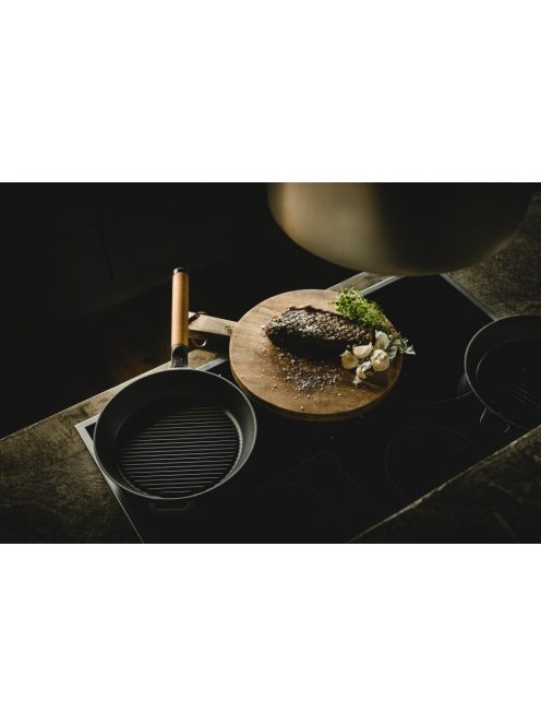 Fiskars Norden™ öntöttvas grill serpenyő, 26 cm - 25 év garanciával