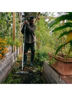   Fiskars X-series™ gereblye M (1027039) - 25 év garanciával