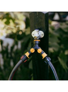 Fiskars Iker csaptelep csatlakozó, multi (1027061)