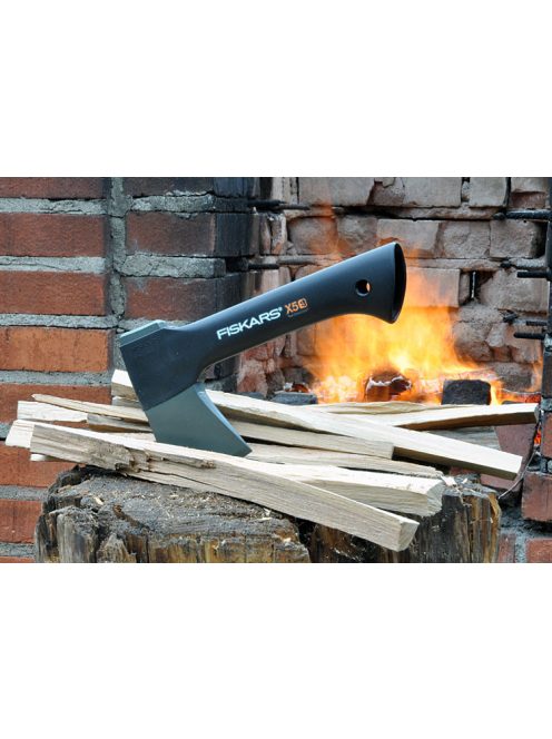 Fiskars Solid kemping fejsze A5 (X5 megfelelője) (1051084)