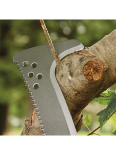 Fiskars Solid™ kampós bozótvágó fűrésszel