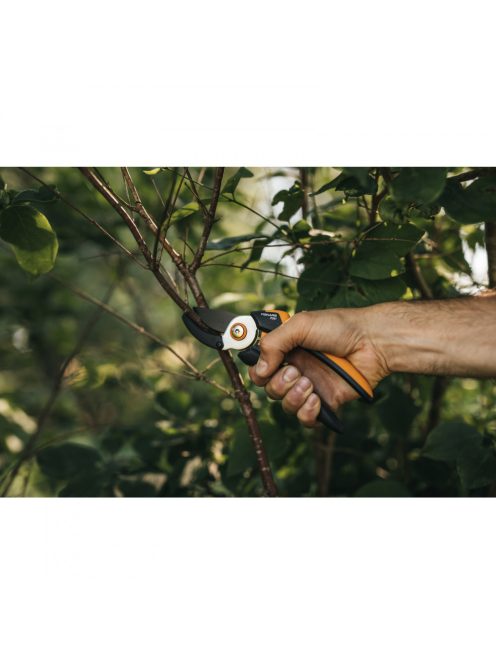 Fiskars Solid™ metszőolló, rávágó P361 (1057165)