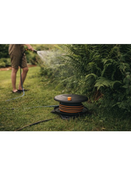 Fiskars Solid™ L tömlődob 30 m tömlővel  Q3 (1057237)