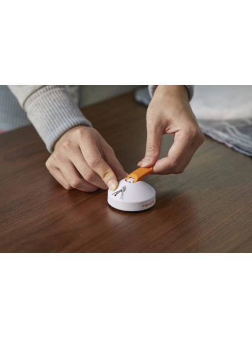 Fiskars asztali varrásfejtő