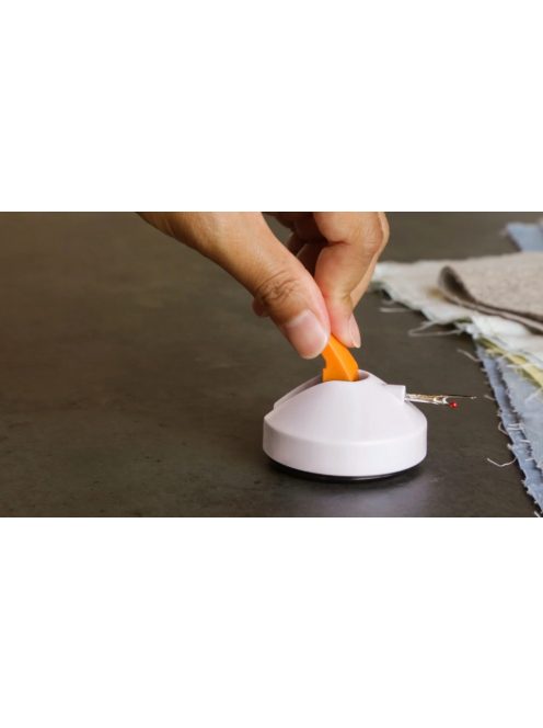 Fiskars asztali varrásfejtő