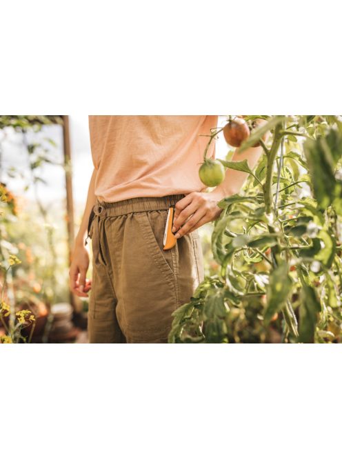 Fiskars X-series™ összecsukható betakarító kés K80 - 25 év garanciával (1062819)