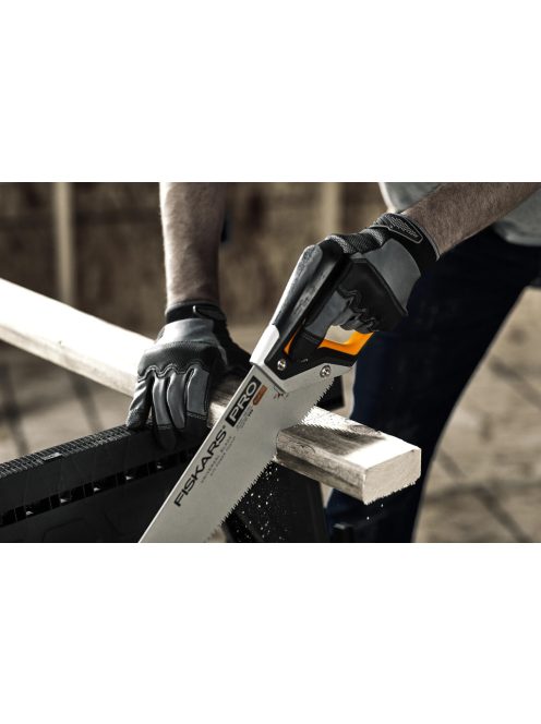 Fiskars PowerTooth™ Kézifűrész, 500mm 9tpi (1062919)