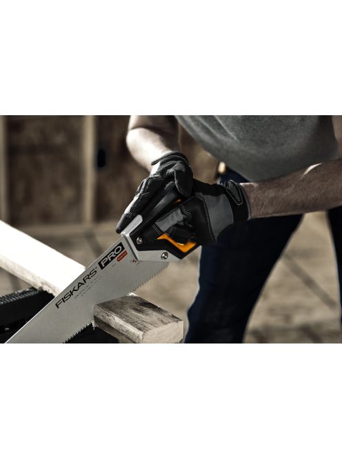 Fiskars PowerTooth™ Kézifűrész,, 500mm 9tpi (1062919)