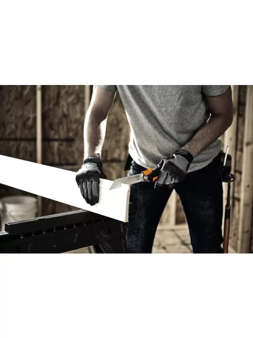 Fiskars PRO PowerTooth™ összecsukható fűrész, 150mm 19tpi (1062932)