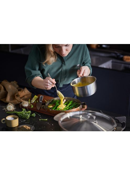 Fiskars All Steel Nyeles lábas, 1,5 L, fedővel, rozsdamentes acél - 25 év garanciával