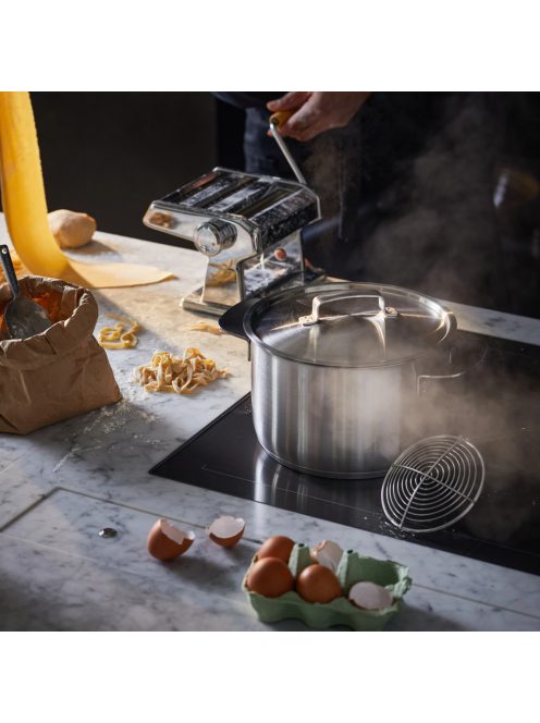 Fiskars All Steel Lábas, 5 L, fedővel, rozsdamentes acél - 25 év garanciával