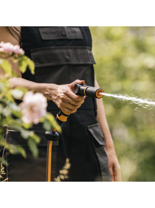 Fiskars Comfort locsolópisztoly, állítható, hüvelykujj vezérlés