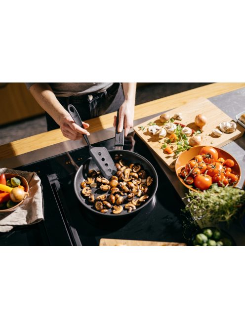 Fiskars Essential spatula