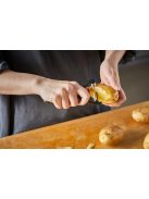 Fiskars Essential Zöldséghámozó