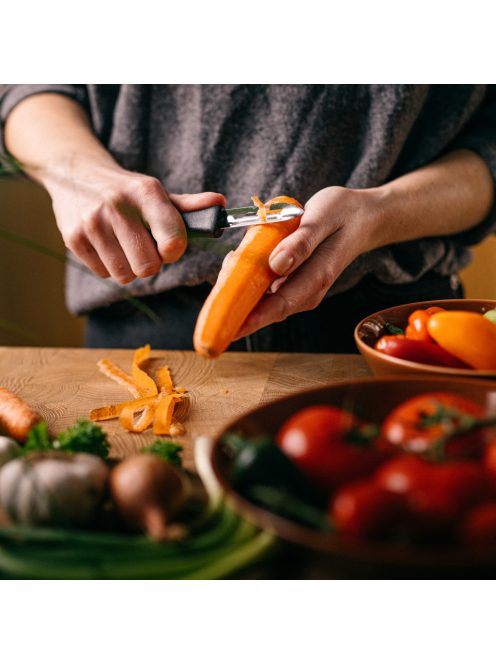 Fiskars Essential Hámozó készlet