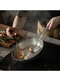   Fiskars All Steel Pure serpenyő, 24 cm, rozsdamentes acél - 25 év garanciával