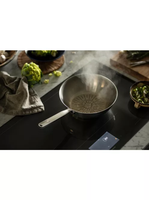 Fiskars All Steel Pure wok serpenyő, 28 cm, rozsdamentes acél - 25 év garanciával