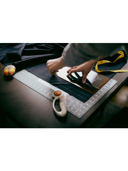 Fiskars Patchwork vonalzó 16 x 31 cm