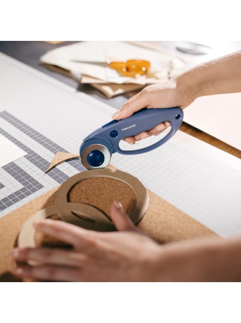Fiskars Görgős vágó 45mm, kék