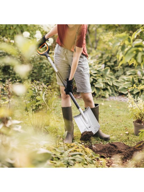 Fiskars Xact™ lekerekített ásólapát - 25 év garanciával (1066730)