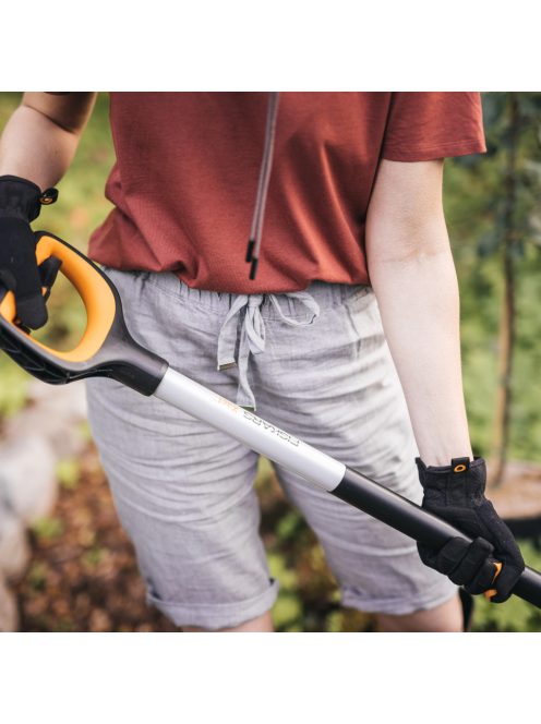 Fiskars Xact™ Lapát - 25 év garanciával