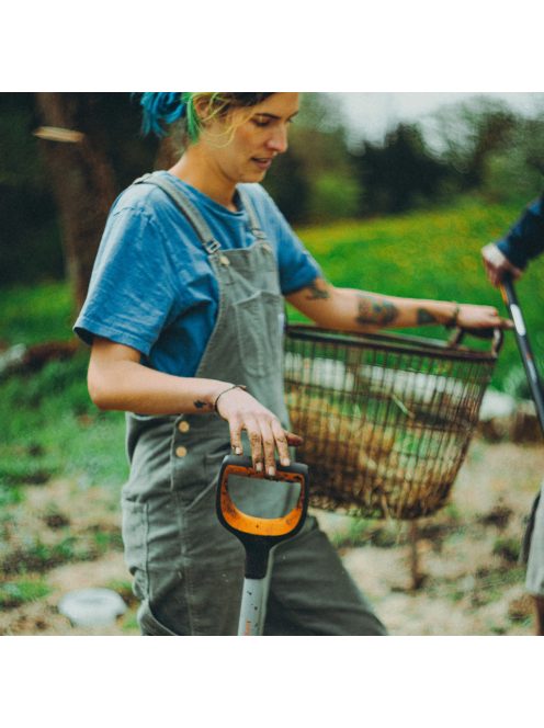 Fiskars Xact™ lapát - 25 év garanciával (1066731)