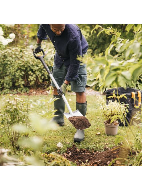 Fiskars Xact™ teleszkópos ásólapát - 25 év garanciával