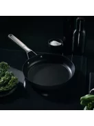 Fiskars Taiten alumínium serpenyő, 24 cm, kerámiabevonatos - 25 év garanciával