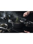 Fiskars Taiten alumínium lábas 3,5 L, kerámiabevonatos - 25 év garanciával