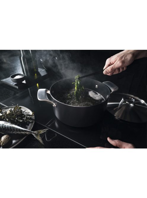 Fiskars Taiten alumínium lábas 3,5 L, kerámiabevonatos - 25 év garanciával