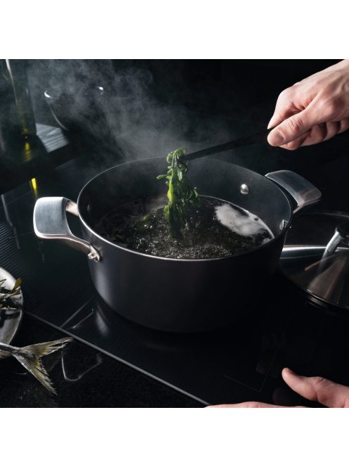 Fiskars Taiten alumínium lábas 3,5 L, kerámiabevonatos - 25 év garanciával