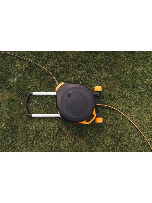 Fiskars XL automata tömlőkocsi szett kerekekkel