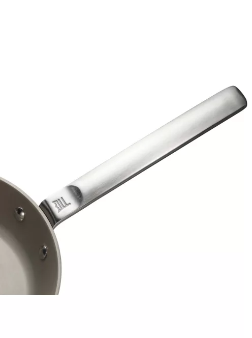 Fiskars Norden prémium acél serpenyő, 26 cm, kerámiabevonatos - 25 év garanciával