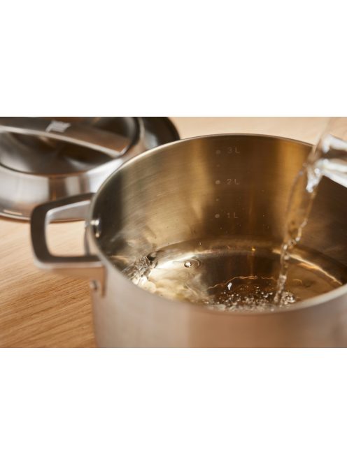 Fiskars Norden prémium acél lábas, 5 L - 25 év garanciával