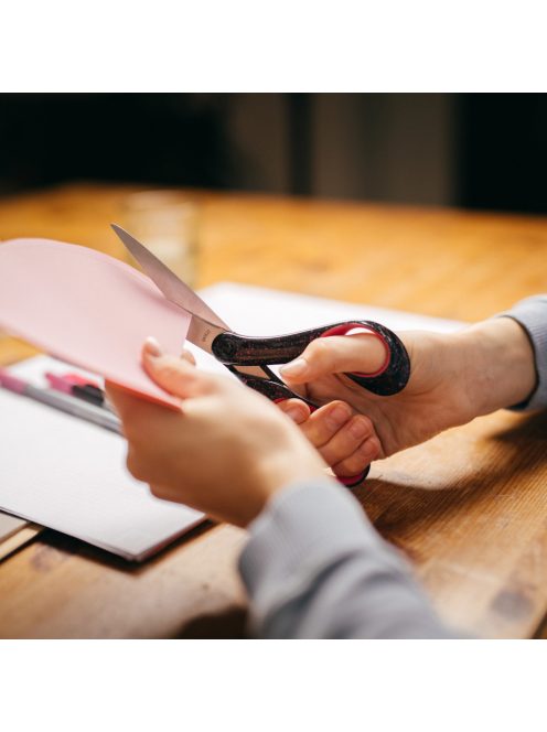 Fiskars Általános olló 20 cm-es, fekete-rózsaszín 15 éves kortól