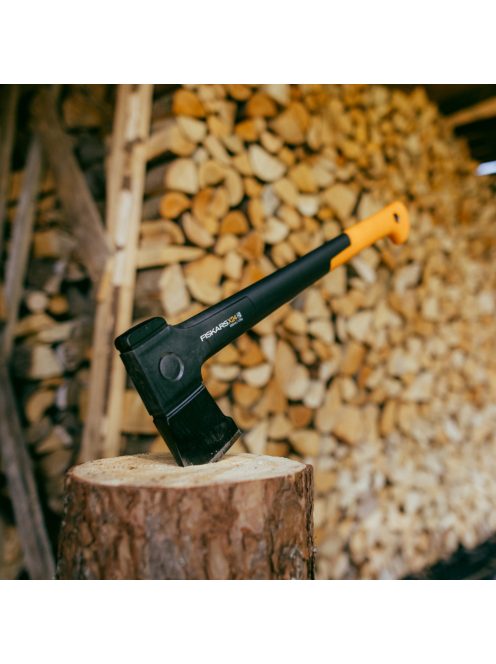 Fiskars X24 ácsfejsze M - 25 év garanciával
