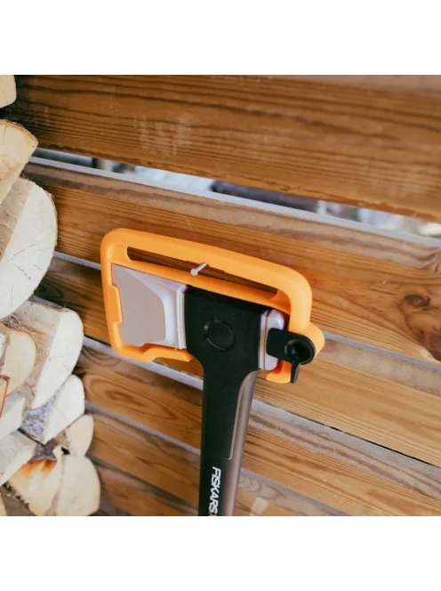 Fiskars X36 hasítófejsze L - 25 év garanciával (1069109)