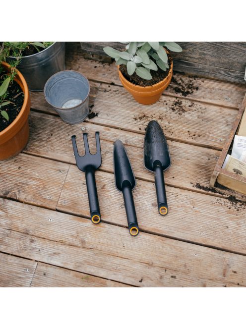 Fiskars Solid™ talajlazító