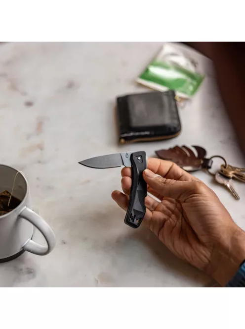 Gerber LST ULTRA zsebkés, övcsipesszel (bliszter) - 25 év garanciával