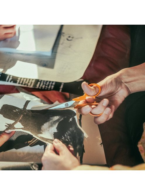 Fiskars Classic kis univerzális kézműves olló, 16 cm - 25 év garanciával 